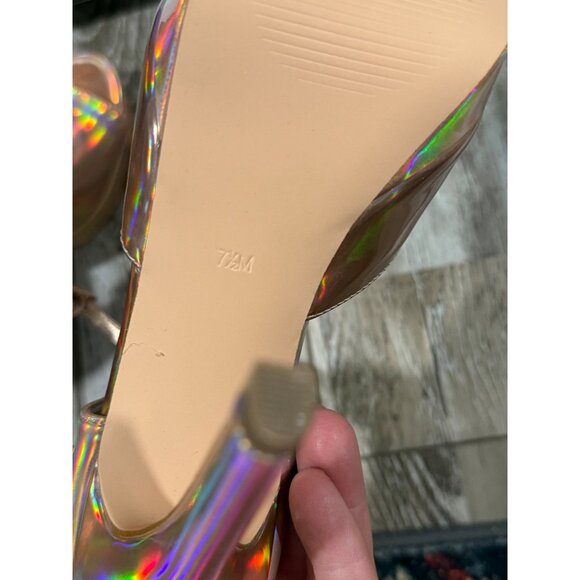 Guess Seana Platform Sandle In Rose Gold Size 7 1/2 4.5in Heel - Picture 6 of 7